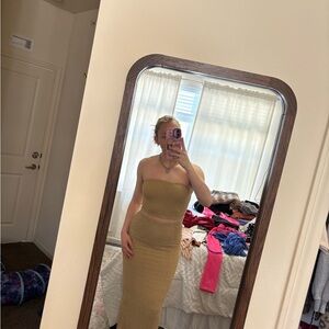 Elegant Strapless Set